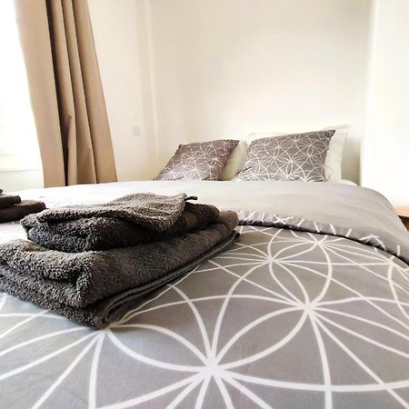Appartement Climatise Parking Gratuit Surveille Avignon Ngoại thất bức ảnh