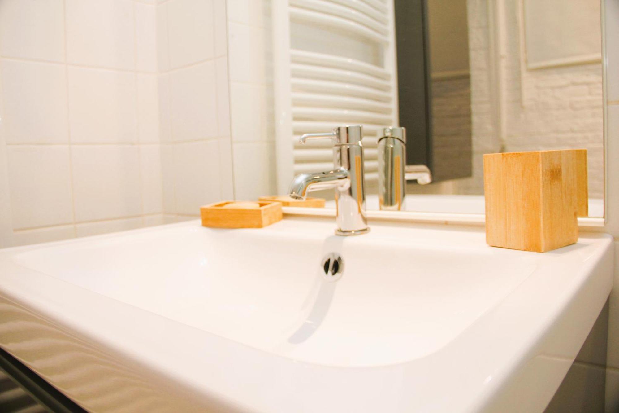 Appartement Climatise Parking Gratuit Surveille Avignon Ngoại thất bức ảnh