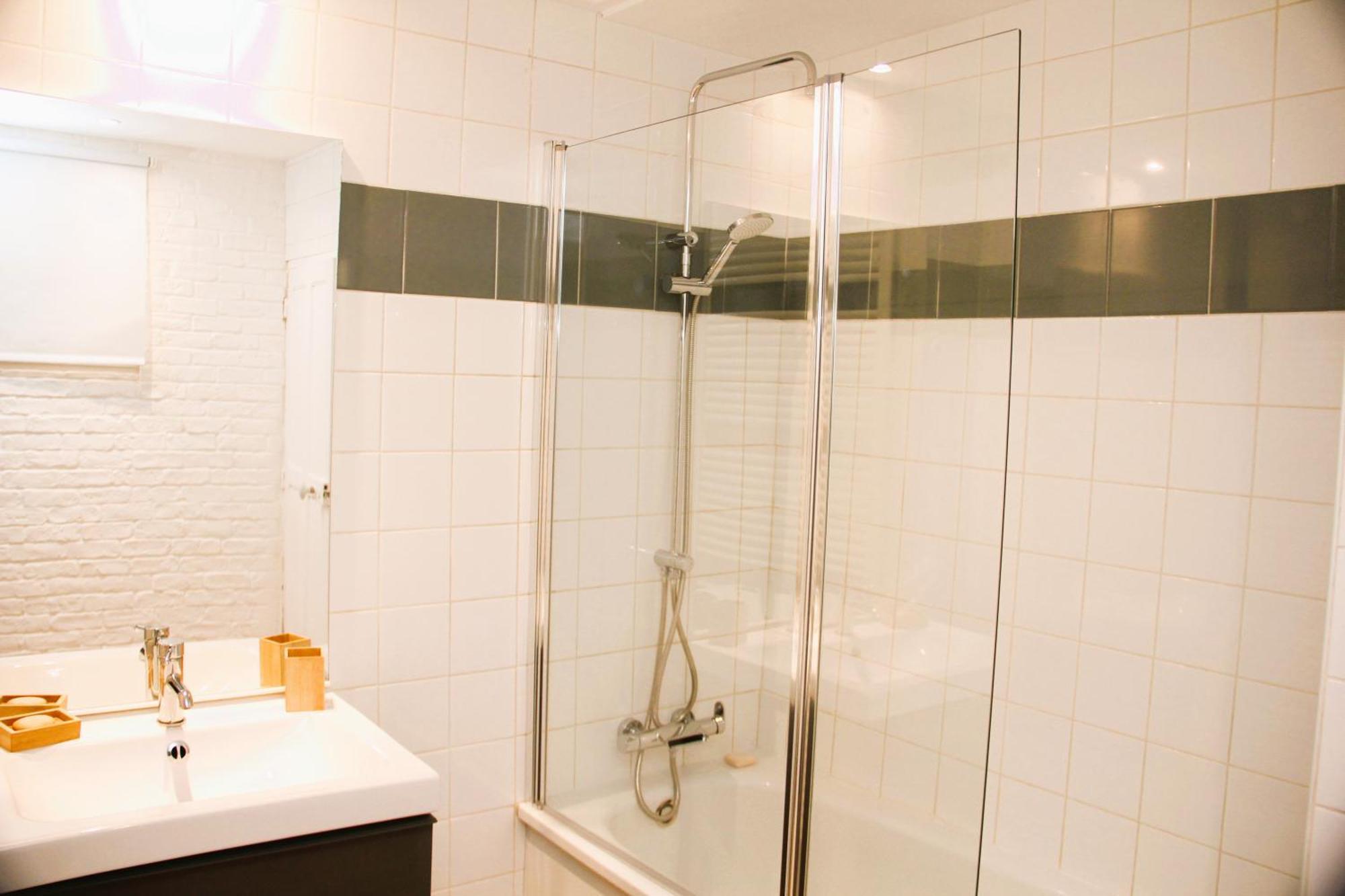 Appartement Climatise Parking Gratuit Surveille Avignon Ngoại thất bức ảnh