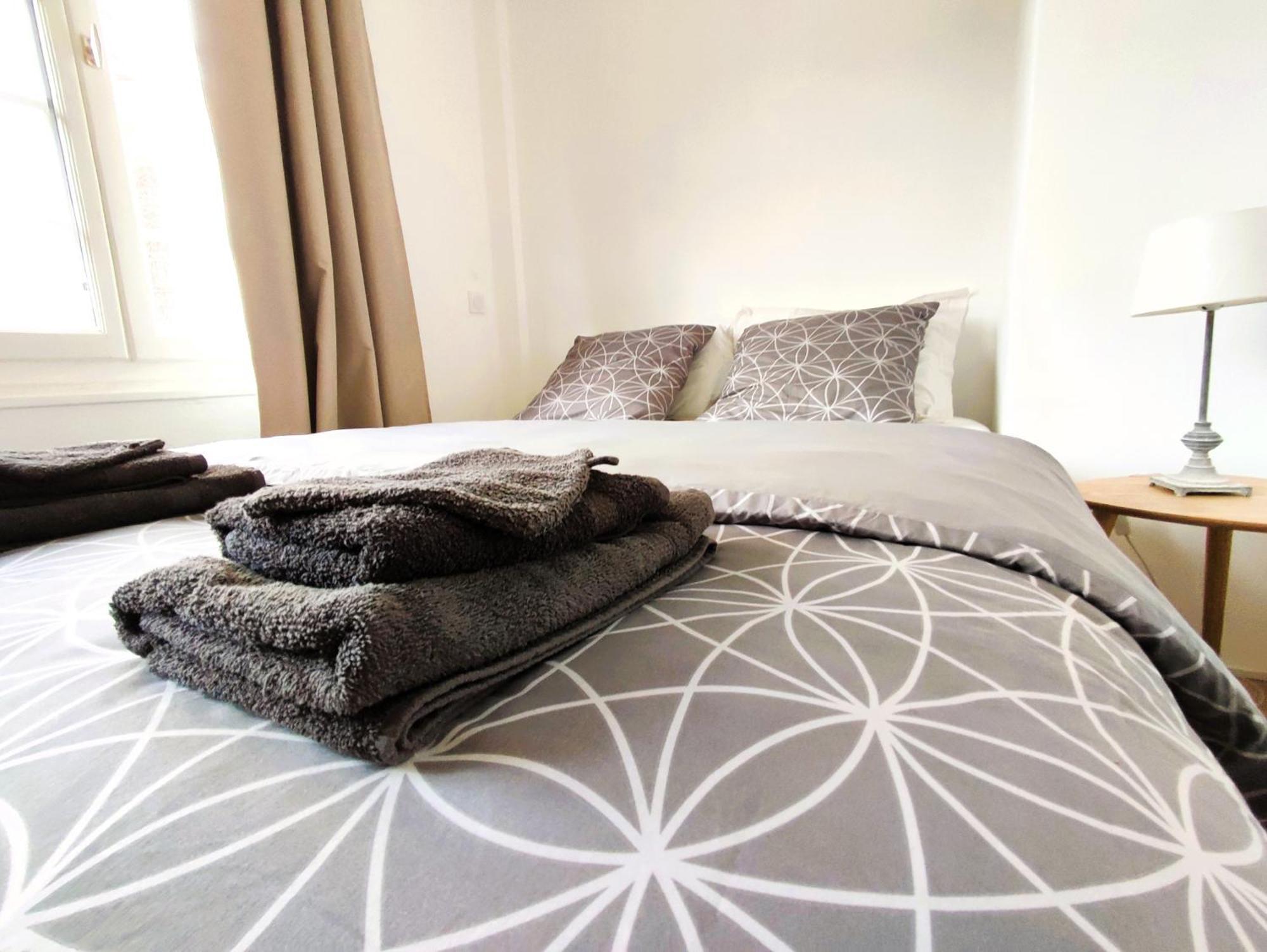 Appartement Climatise Parking Gratuit Surveille Avignon Ngoại thất bức ảnh